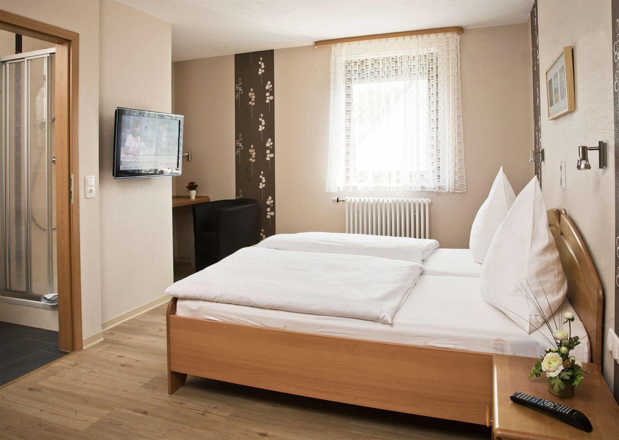 Hotel Haus Hubertus Winterspelt Exteriér fotografie
